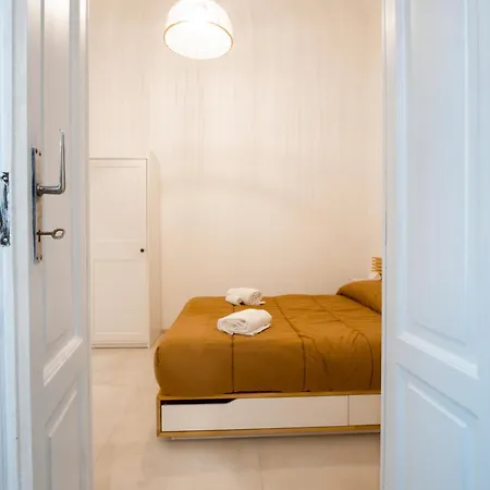 Ravannah Apartmán Bari