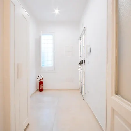 Ravannah Apartment